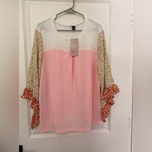 Emery Rose Floral Sleeve Pink Top